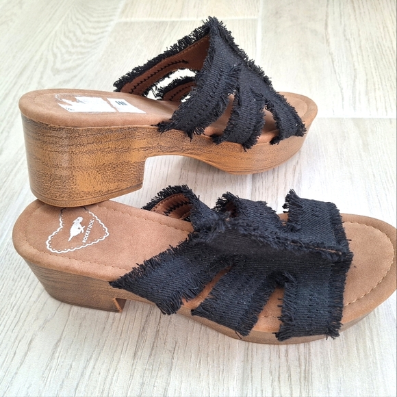 Rocket Dog women's black Clipper slide chunky heeled sandals - size 8 - Picture 2 of 10